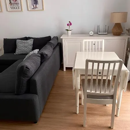 Bonito Conil Aire Acondicionado Y Wifi -solo Familias Y Parejas-