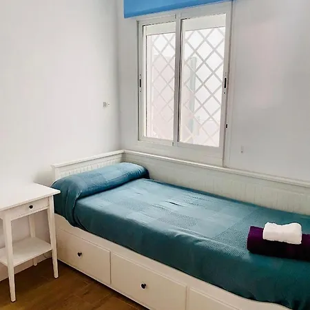 Bonito Conil Aire Acondicionado Y Wifi -solo Familias Y Pareja- No Aceptamos Grupos *
