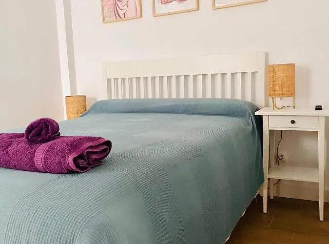 Bonito Conil Calefaccion Y Wifi -solo Familias Y Parejas-